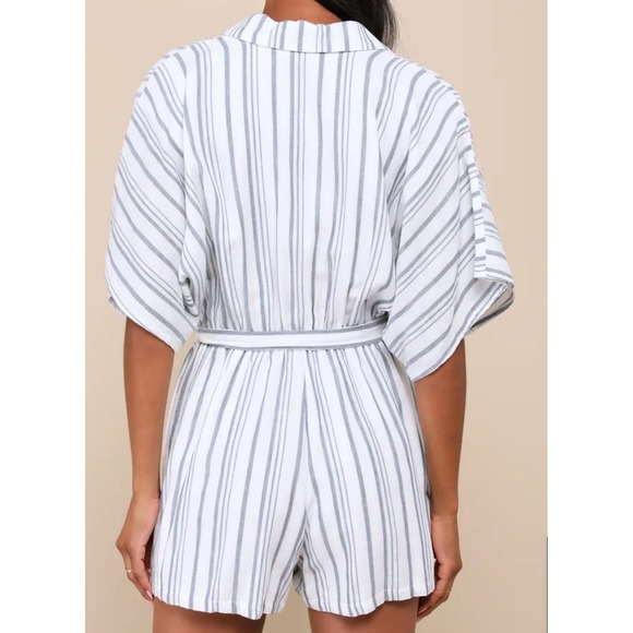 NWT Lulus Medium Sun-Drenched Sweetie White and Blue Striped Button-Up Romper - Picture 2 of 11